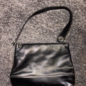 Tommy Hilfiger Black Leather Shoulder Bag
